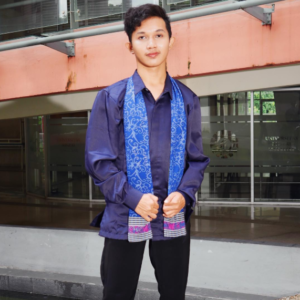 Kemeja Satin Biru