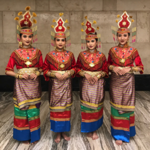 Baju Adat Muna