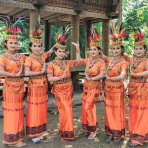 Baju Toraja Orange