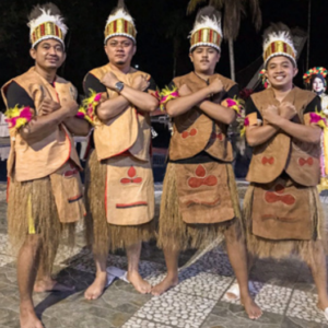 Baju Adat Papua Pria