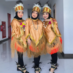 Baju Adat Papua Wanita