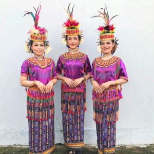 Baju Toraja Ungu Terong